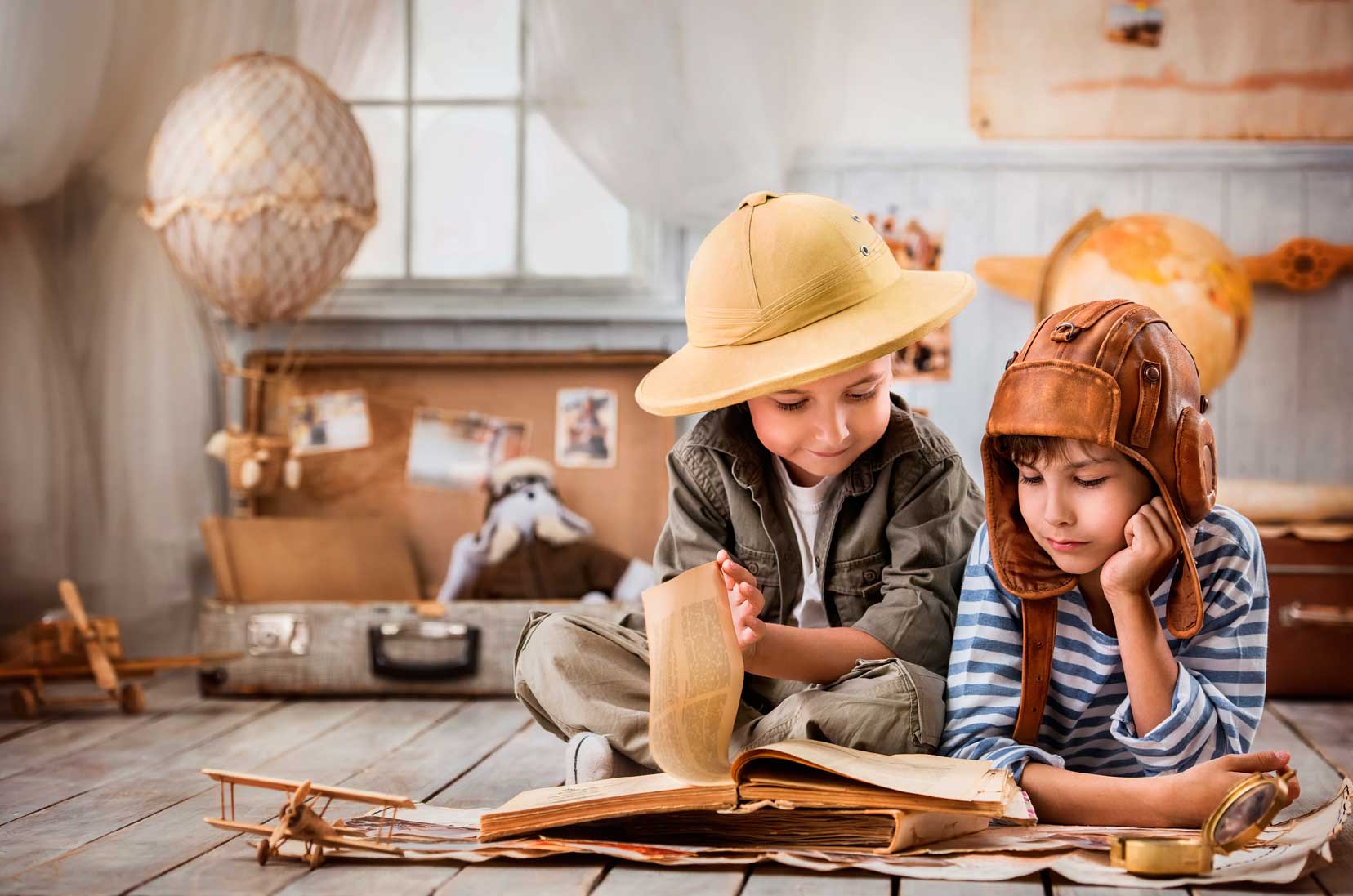 ‘No me cuentes cuentos’ narra las vidas de cien mujeres españolas, con vidas inspiradoras, que por una razón u otra han quedado relegadas en la historia.